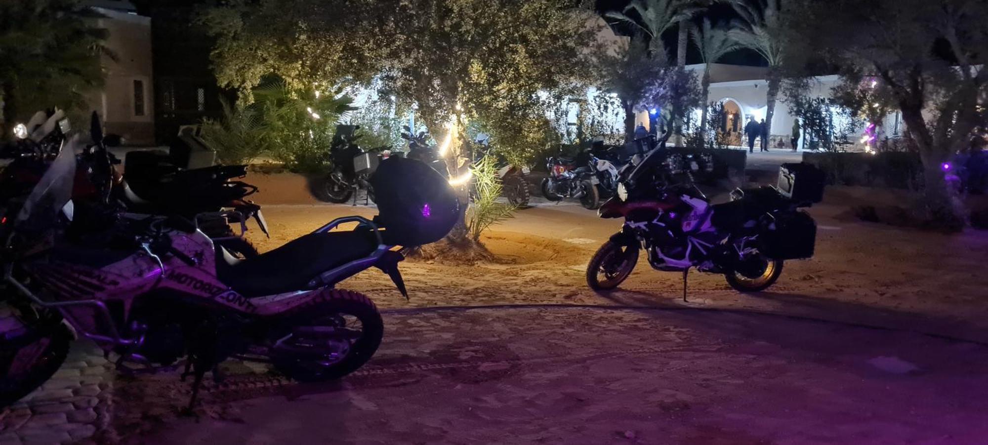 Hotel Pansy Qasr Ghilan Εξωτερικό φωτογραφία