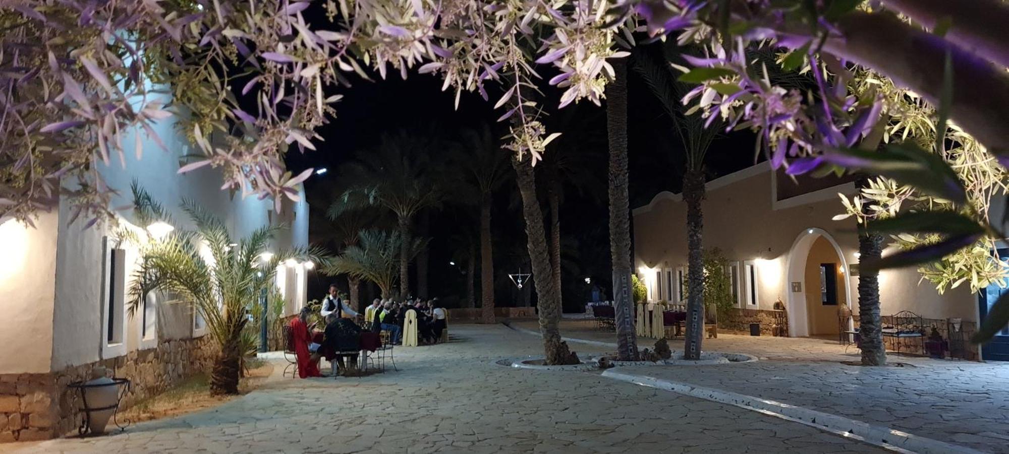 Hotel Pansy Qasr Ghilan Εξωτερικό φωτογραφία